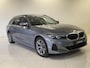 BMW 3-Serie Touring 330e xDrive | Panoramadak | Trekhaak | Elektrische Achterklep | 96% SOH