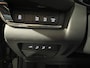 Mazda CX-30 2.0 e-SkyActiv-X M Hybrid Luxury | Trekhaak | Stoelverwarming | Achteruitrijcamera | Navigatie |