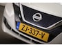 Nissan Leaf Tekna 40 kWh | SOH 86% | ACHTERBANKVERWARMING | DAB | APPLE | 360 CAMERA