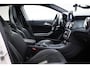 Mercedes-Benz GLA 250 White Art | RECARO SCHAALSTOELEN  | PANORAMADAK | CAMERA | AMG - LINE