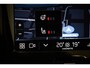 Volvo XC60 2.0 T8 Plug-in hybrid AWD Plus Bright | LUCHTVERING | ACHTERBANKVERWARMING | DAB | APPLE | 360 CAMERA | 20"