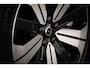 Volvo XC60 2.0 T6 Plug-in hybrid AWD Plus Dark SOH 97% | PANORAMADAK | STUURVERWARMING | 360 CAMERA | TREKHAAK