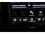 Volvo XC60 2.0 T6 Plug-in hybrid AWD Plus Dark SOH 97% | PANORAMADAK | STUURVERWARMING | 360 CAMERA | TREKHAAK
