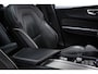 Volvo XC60 2.0 T6 Plug-in hybrid AWD R-Design | BOWER EN WILKINS | LUCHTVERING | HEAD UP | ACHTERBANKVERWARMING | 21"