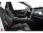 Volvo XC60 2.0 T6 Plug-in hybrid AWD R-Design | BOWER EN WILKINS | LUCHTVERING | HEAD UP | ACHTERBANKVERWARMING | 21"