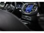 Volvo XC90 2.0 T8 Recharge AWD Ultimate Dark | LUCHTVERING | PANORAMADAK | ACHTERBANKVERWARMING | BOWER & WILKINS | HEAD UP | 360 CAMRA | TREKHAAK | 22"