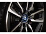 BMW 2-Serie Active Tourer 225e xDrive | Individual Storm Bay metallic | PREMIUM PACK | STUURVERWARMING | DRAADLOZE LADER | CAMERA
