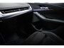 BMW 2-Serie Active Tourer 225e xDrive | Individual Storm Bay metallic | PREMIUM PACK | STUURVERWARMING | DRAADLOZE LADER | CAMERA