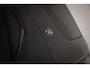 Land Rover Discovery Sport P300e 1.5 R-Dynamic SE | PANORAMADAK | DRAADLOZE LADER | DAB | APPLE | CAMERA
