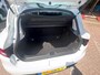 Renault Clio 0.9 TCe Limited | NAP | Navigatie | DAB | Airco | Cruise Control | Parkeersensoren | Lichtmetaal |