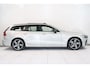 Volvo V60 2.0 B4 R-Design | Panoramadak | Harman Kardon | Camera | Stuur & Stoelverwarming |