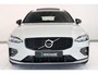 Volvo V60 2.0 B4 R-Design | Panoramadak | Harman Kardon | Camera | Stuur & Stoelverwarming |