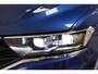 Volkswagen T-Roc 1.5 TSI Style Business | Camera | Climate control | Trekhaak | Navigatie | Virtual cockpit |