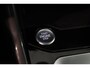 Volkswagen T-Roc 1.5 TSI Style Business | Camera | Climate control | Trekhaak | Navigatie | Virtual cockpit |