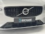 Volvo V60 2.0 B3 Plus Dark | Trekhaak | Harman / Kardon | 360° Camera | Stoelverwarming |