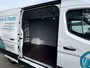 Renault Master E-Tech T35 L2H2 Extra long range 87 kWh | Trekhaak | Van of the year 2025!