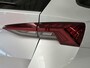 Skoda Octavia Combi 1.5 e-TSI Sport Business | Navigatie | Parkeersensoren | All-Season Banden | Climate Control |