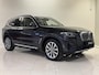 BMW X3 xDrive30e Business Edition Plus Stoel/stuur verwarming | Pano | Leer | Camera | Carplay