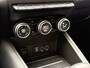 Renault Captur 1.6 E-Tech Plug-in Hybrid 160 Intens | elektrisch glazen schuif-/kanteldak | 360 graden camera | Stoelverwarming | Park assist | Navigatie |