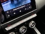 Renault Captur 1.6 E-Tech Plug-in Hybrid 160 Intens | Panoramadak | 360 graden camera | Stoelverwarming | Park assist | Navigatie |