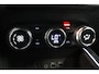 Renault Clio 1.6 E-Tech Hybrid 145 E-Tech Engineered | BOSE audio | Camera | Stoelverwarming | 9,3" Navigatie | LED Koplampen |