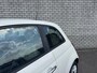 Fiat 500 1.0 Hybrid Lounge | Apple CarPlay / Android Auto | Parkeersensoren | Cruise Control | DAB+ |