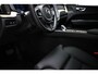 Volvo XC60 2.0 T6 Plug-in hybrid AWD Plus Dark | PREMIUM / LIGHTNING / INTERIEUR- PACK | PANORAMADAK | ACHTERBANKVERWARMING | DAB | APPLE | 360 CAMERA | 20"