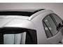 Mercedes-Benz GLA 180 Ambition | URBAN PACK | PANORAMADAK | STOELVERWARMING | TREKHAAK | 18"