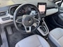 Renault Clio 1.6 E-Tech Hybrid 140 Initiale Paris | Afneembare Trekhaak | Apple CarPlay + Android Auto | Achteruitrijcamera | Stoel + Stuurverwarming |