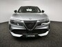Alfa Romeo Junior Elettrica 54 kWh | Warmtepomp | SoH 97,1% | Parkeersensor | AppleCarplay AndroidAuto Navigatie | Adaptieve cruise |