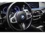 BMW 5-Serie 530e xDrive M-Sport | SOH 90% | STUURVERWARMING | DAB | APPLE | CAMERA | TREKHAAK