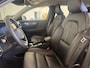 Volvo XC40 1.5 T5 Plug-in Hybrid Ultimate Dark | Trekhaak | Stoelverwarming | Navigatie | Harman / Kardon |