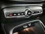 Volvo XC40 1.5 T5 Plug-in hybrid Ultimate Dark | Trekhaak | Stoelverwarming | Navigatie | Harman / Kardon |