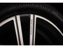 BMW 3-Serie 318i M-Sport | TRAVEL- PACK | KANTELDAK | STOELVERWARMING | DAB | APPLE | 19"