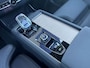 Volvo XC90 2.0 T8 Plug-in hybrid AWD Plus Dark 455pk Panoramadak / 360 Camera / Stoel-Stuur Verwarming