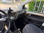 Volkswagen Up! 1.0 high up! R-Line 5 deurs, camera, clima, cruise controle, elec pakket, stoel verwarming, 1e eigenaar