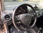 Volkswagen Up! 1.0 high up! R-Line 5 deurs, camera, clima, cruise controle, elec pakket, stoel verwarming, 1e eigenaar