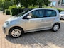 Volkswagen Up! 1.0 high up! R-Line 5 deurs, camera, clima, cruise controle, elec pakket, stoel verwarming, 1e eigenaar
