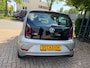 Volkswagen Up! 1.0 high up! R-Line 5 deurs, camera, clima, cruise controle, elec pakket, stoel verwarming, 1e eigenaar