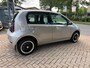Volkswagen Up! 1.0 high up! R-Line 5 deurs, camera, clima, cruise controle, elec pakket, stoel verwarming, 1e eigenaar