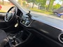 Volkswagen Up! 1.0 high up! R-Line 5 deurs, camera, clima, cruise controle, elec pakket, stoel verwarming, 1e eigenaar