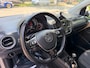Volkswagen Up! 1.0 high up! R-Line 5 deurs, camera, clima, cruise controle, elec pakket, stoel verwarming, 1e eigenaar