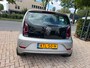 Volkswagen Up! 1.0 high up! R-Line 5 deurs, camera, clima, cruise controle, elec pakket, stoel verwarming, 1e eigenaar