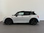 MINI Cooper 5-Deurs 1.5 John Cooper Works Pakket Automaat Panoramadak Navigatie Camera Parkeersensoren Cruise Control Full Led Stoelverwarming Leder Climate Control Lichtmetalen velgen