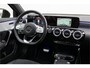 Mercedes-Benz A-klasse 250 e AMG Night Edition, Sfeerverlichting, Camera, PDC 2021