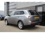 Mitsubishi Outlander 2.0 Instyle / Keyless / Leer / 7 Persoons / Automaat / N.A.P.
