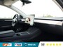 Tesla Model Y Long Range AWD | 513PK |Dealer Onderhouden | Panoramadak | Trekhaak |