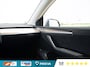 Tesla Model Y Long Range AWD | 513PK |Dealer Onderhouden | Panoramadak | Trekhaak |