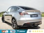 Tesla Model Y Long Range AWD | 513PK |Dealer Onderhouden | Panoramadak | Trekhaak |