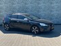 Volvo V40 2.0 T4 Business Sport | R-Design | Achteruitrijcamera | Parkeersensoren | LED Koplampen | Lichtmetalen Velgen 17 inch | Navigatie